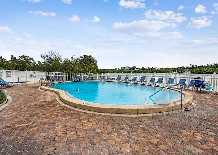 Bayshore Yacht&tennis 314 *